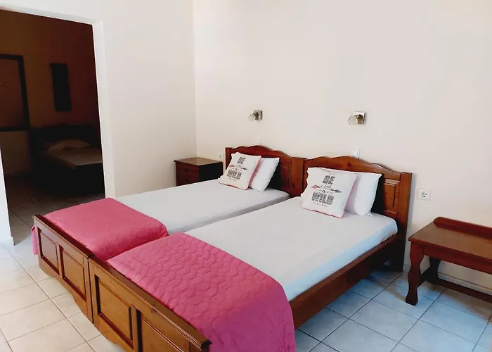 Zoi & Alexia Aparthotel Ýpsos