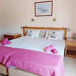 Hotel apartamentowy Zoi & Alexia Ýpsos