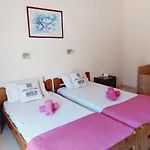Hotel apartamentowy Zoi & Alexia Ýpsos