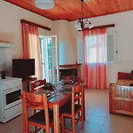 Hotel apartamentowy Zoi & Alexia Ýpsos