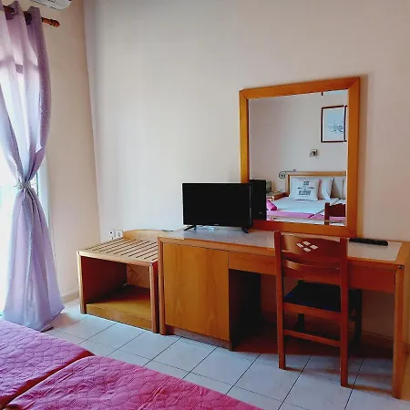 Zoi & Alexia Aparthotel *