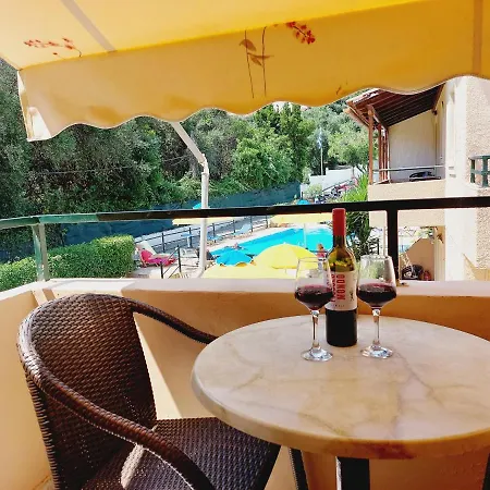 Zoi & Alexia 阿普索斯