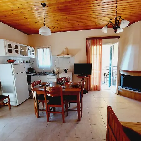 Zoi & Alexia Aparthotel Ýpsos